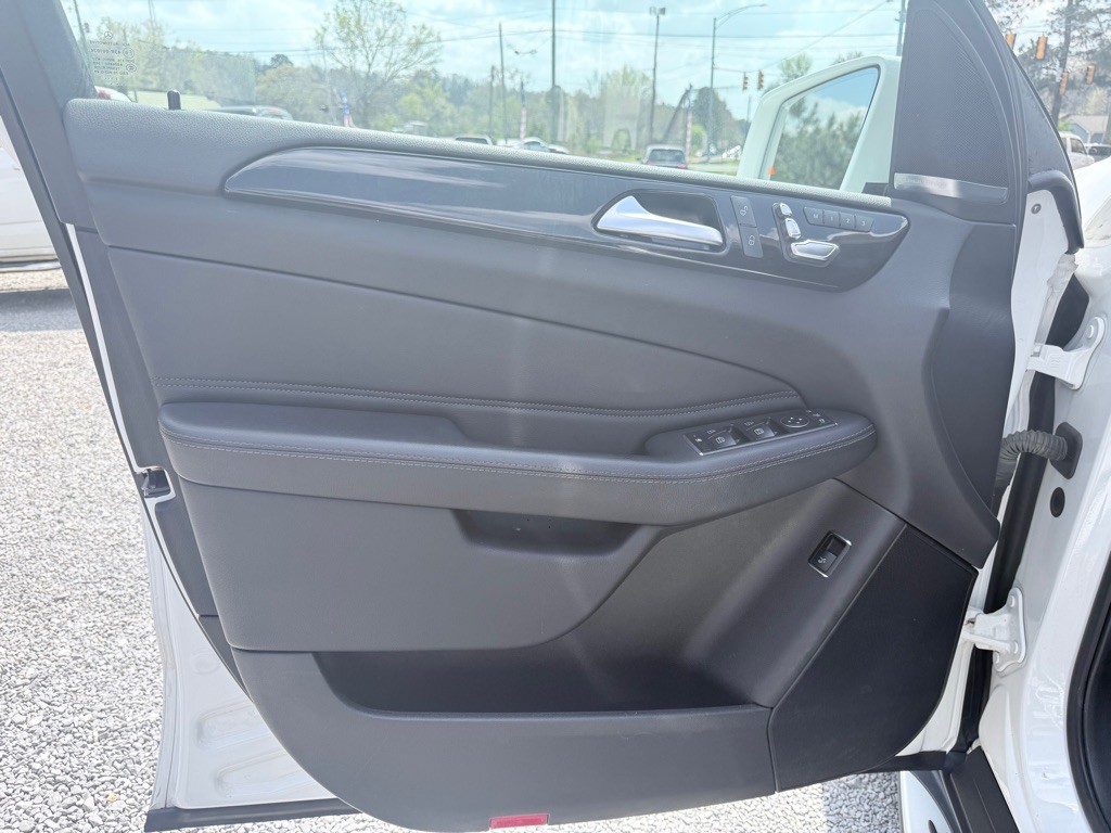 2018 Mercedes-Benz GLE-Class Image 9