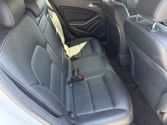 2020 Mercedes-Benz GLA-Class Image 7