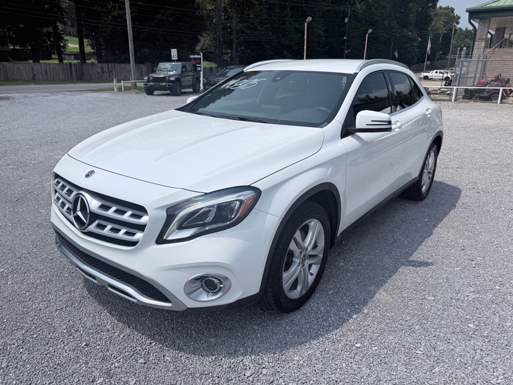 2020 Mercedes-Benz GLA-Class Image 3