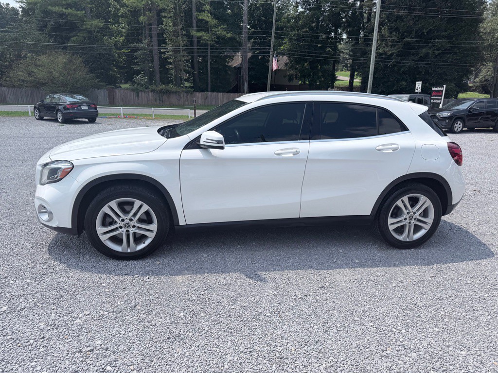 2020 Mercedes-Benz GLA-Class Image 4