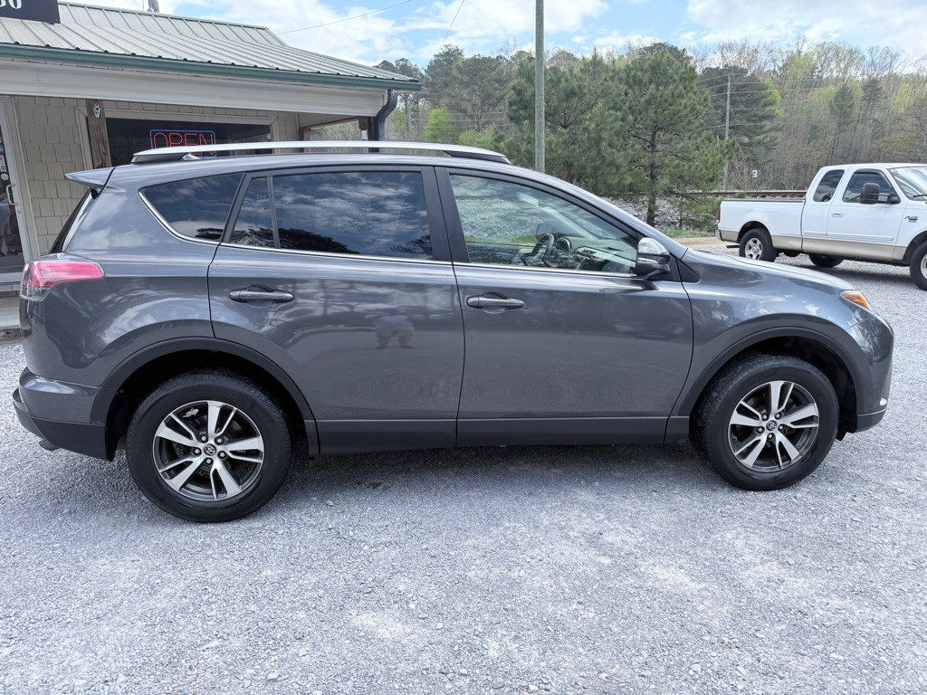 2018 Toyota Rav4 Image 8