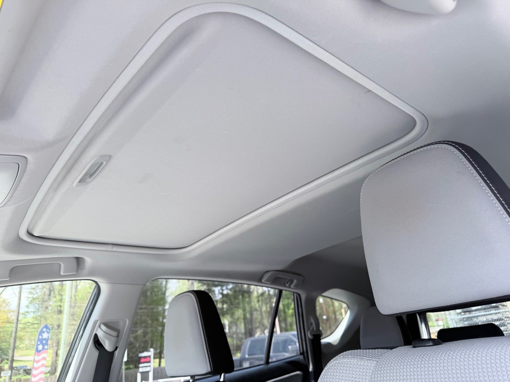 2018 Toyota Rav4 Image 16