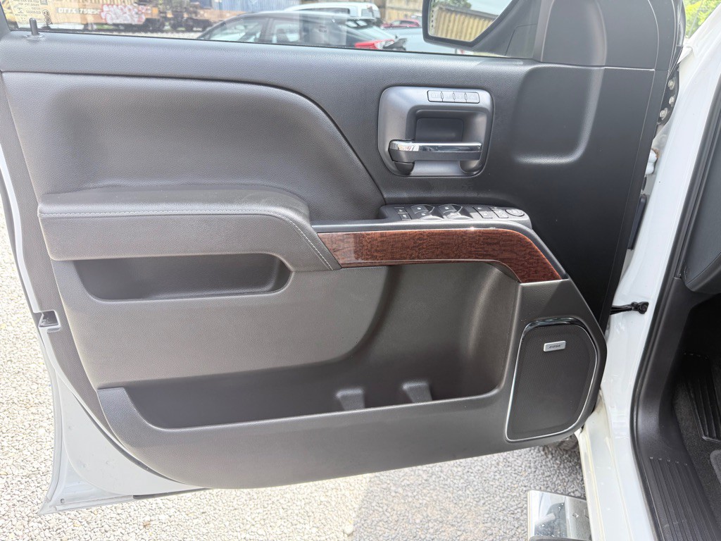 2017 GMC Sierra Image 10
