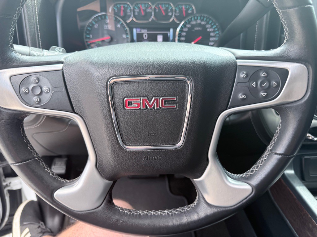 2017 GMC Sierra Image 14
