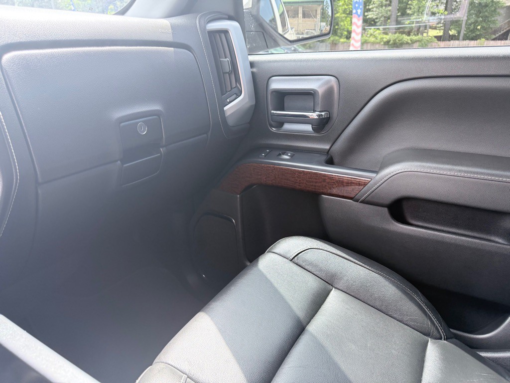 2017 GMC Sierra Image 17