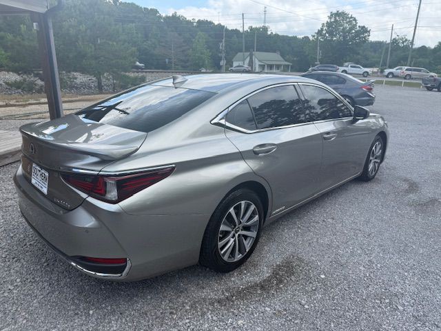 2021 Lexus ES Image 6