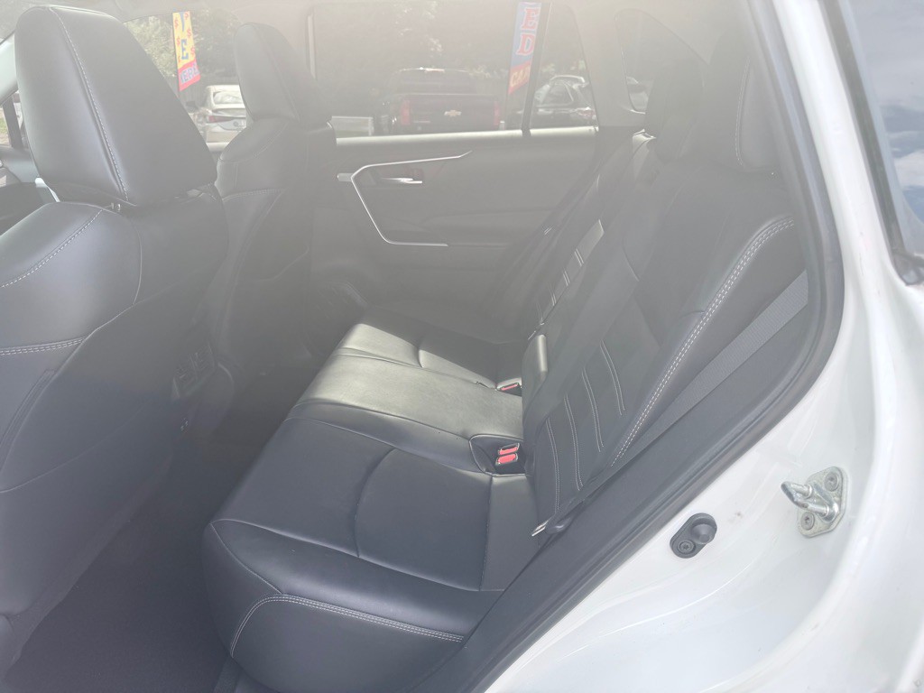 2019 Toyota Rav4 Image 16