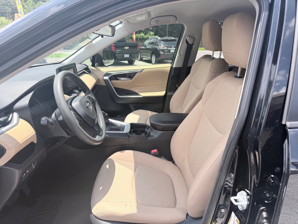 2021 Toyota Rav4 Image 10