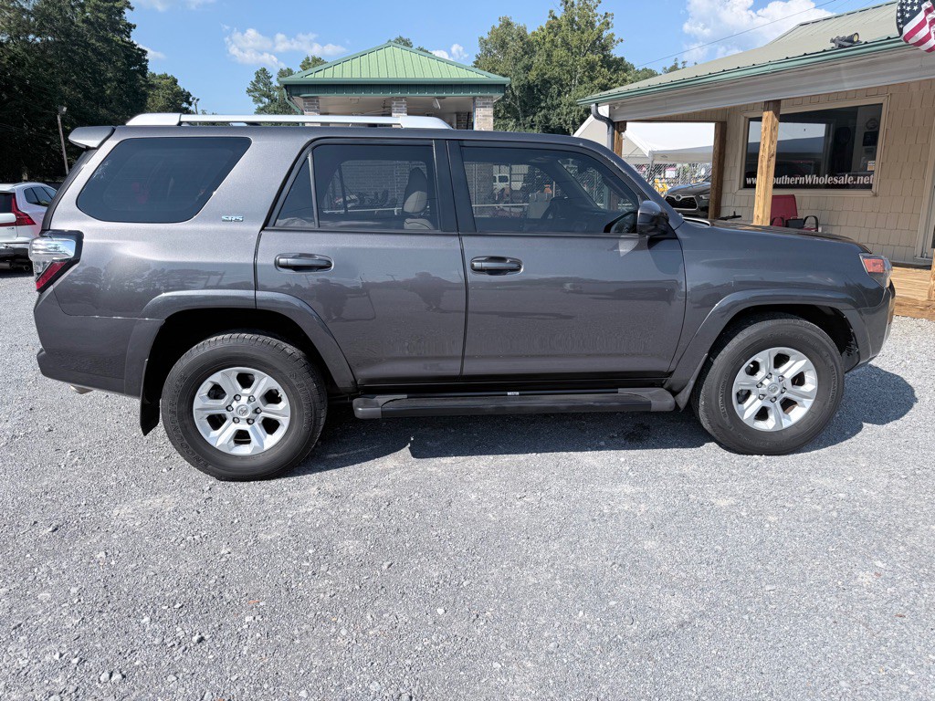 2018 Toyota 4Runner Image 8