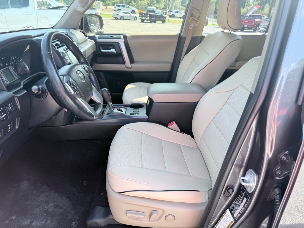2018 Toyota 4Runner Image 9