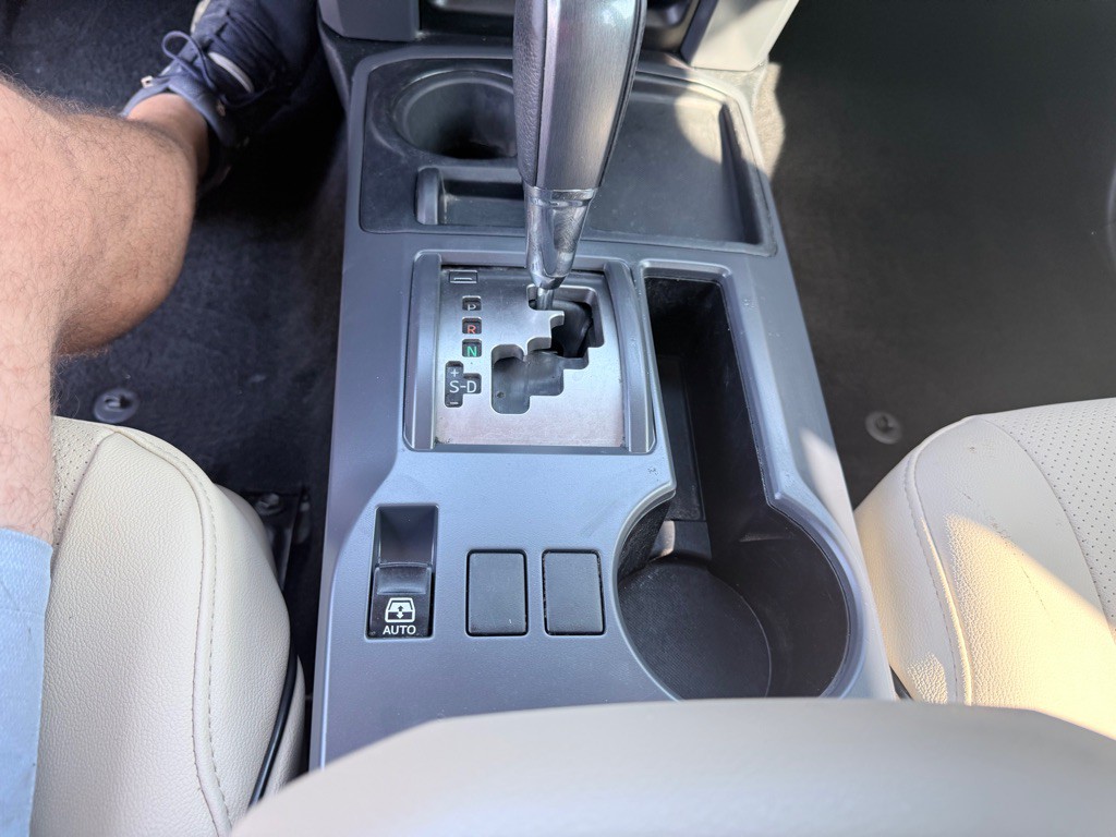 2018 Toyota 4Runner Image 11
