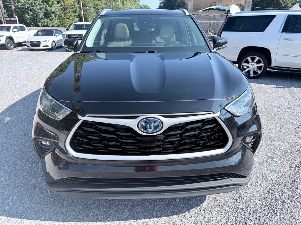 2023 Toyota Highlander Image 2