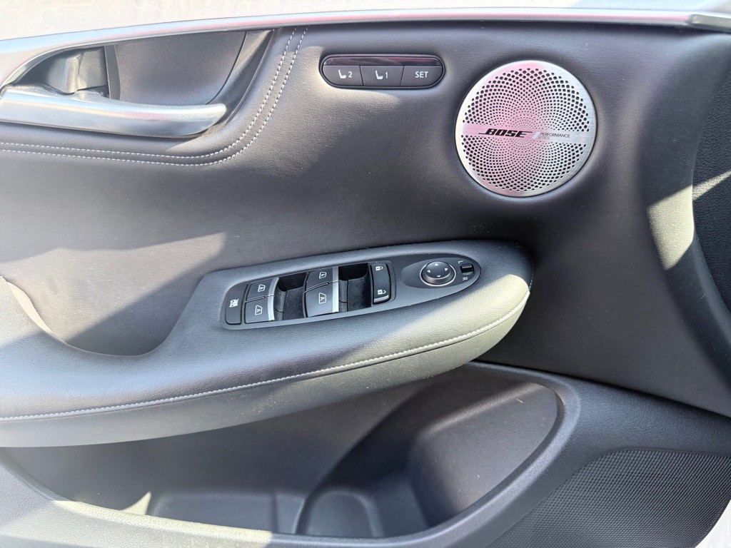 2021 INFINITI QX50 Image 9