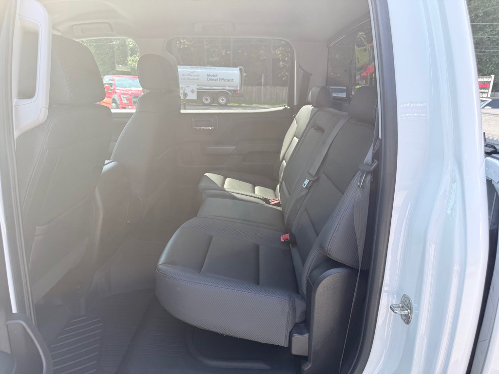 2018 GMC Sierra Image 17