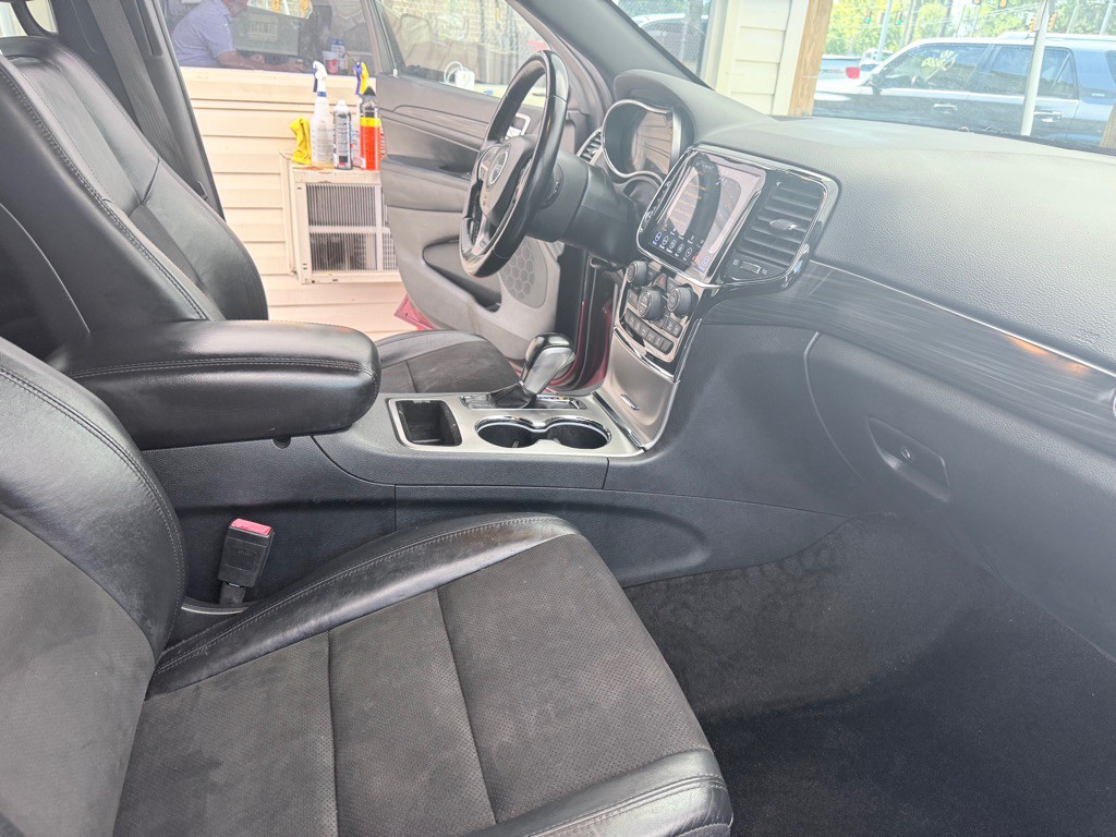 2022 Jeep Grand Cherokee Image 9