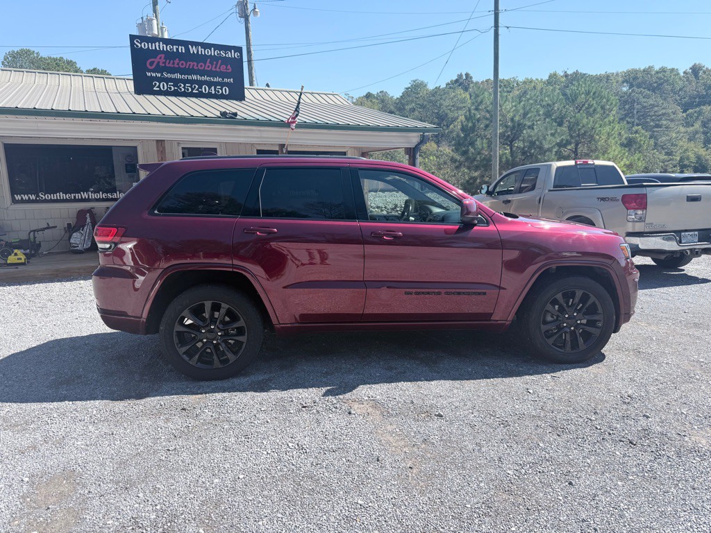 2022 Jeep Grand Cherokee Image 25