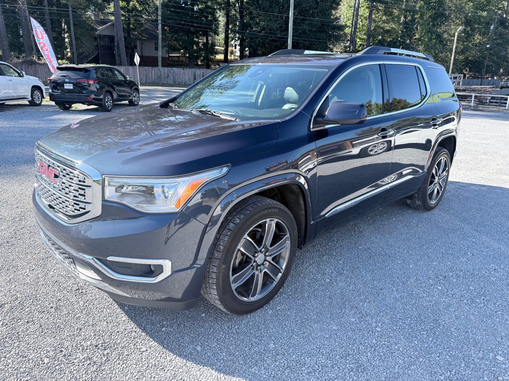 2018 GMC Acadia Image 3