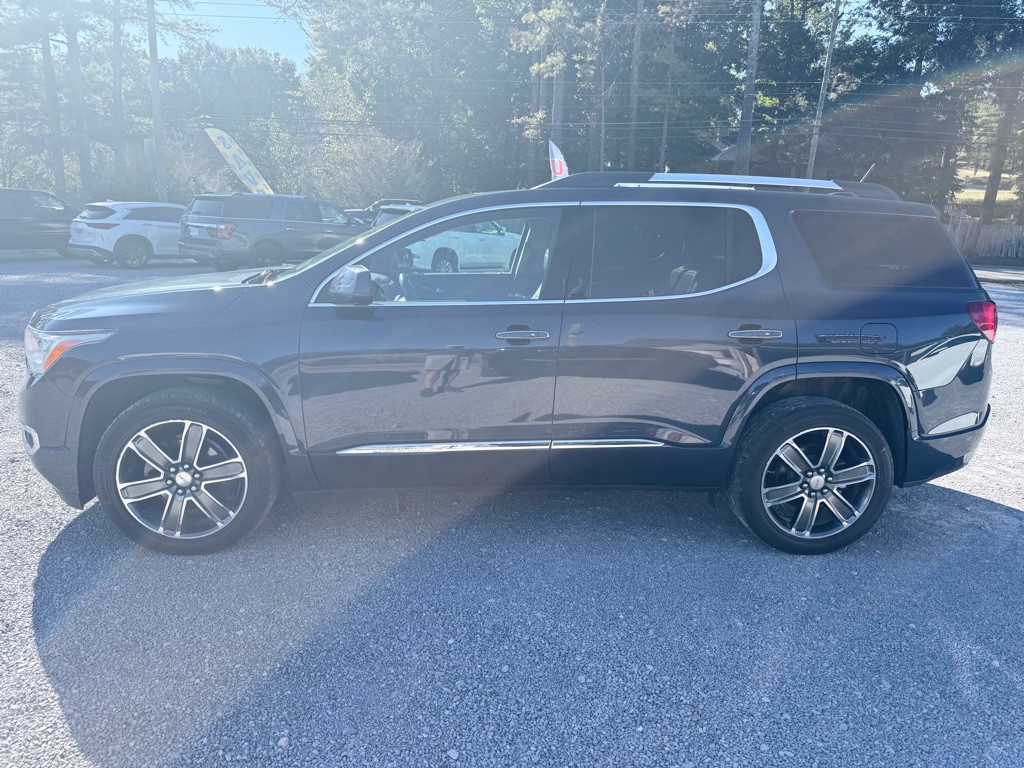 2018 GMC Acadia Image 4