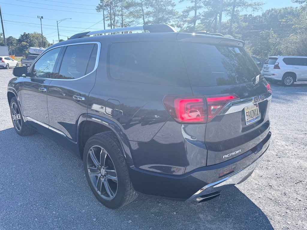 2018 GMC Acadia Image 5
