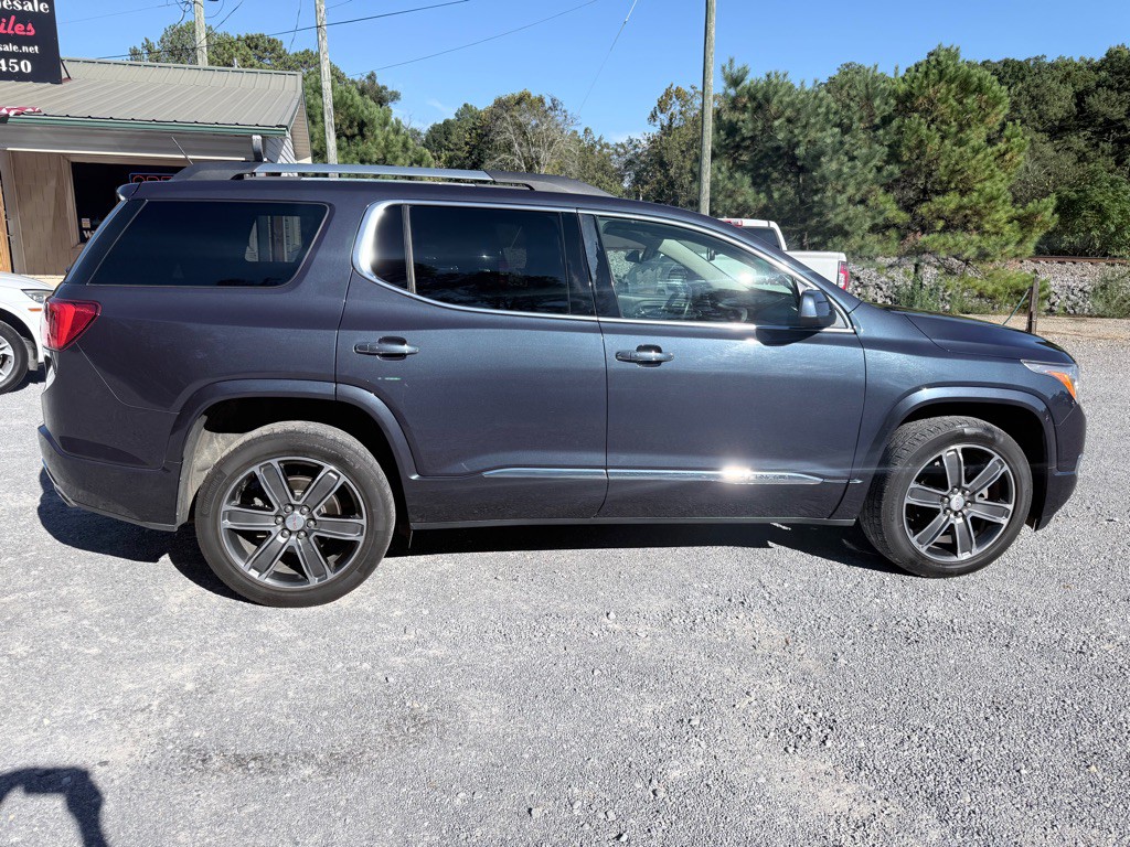 2018 GMC Acadia Image 7