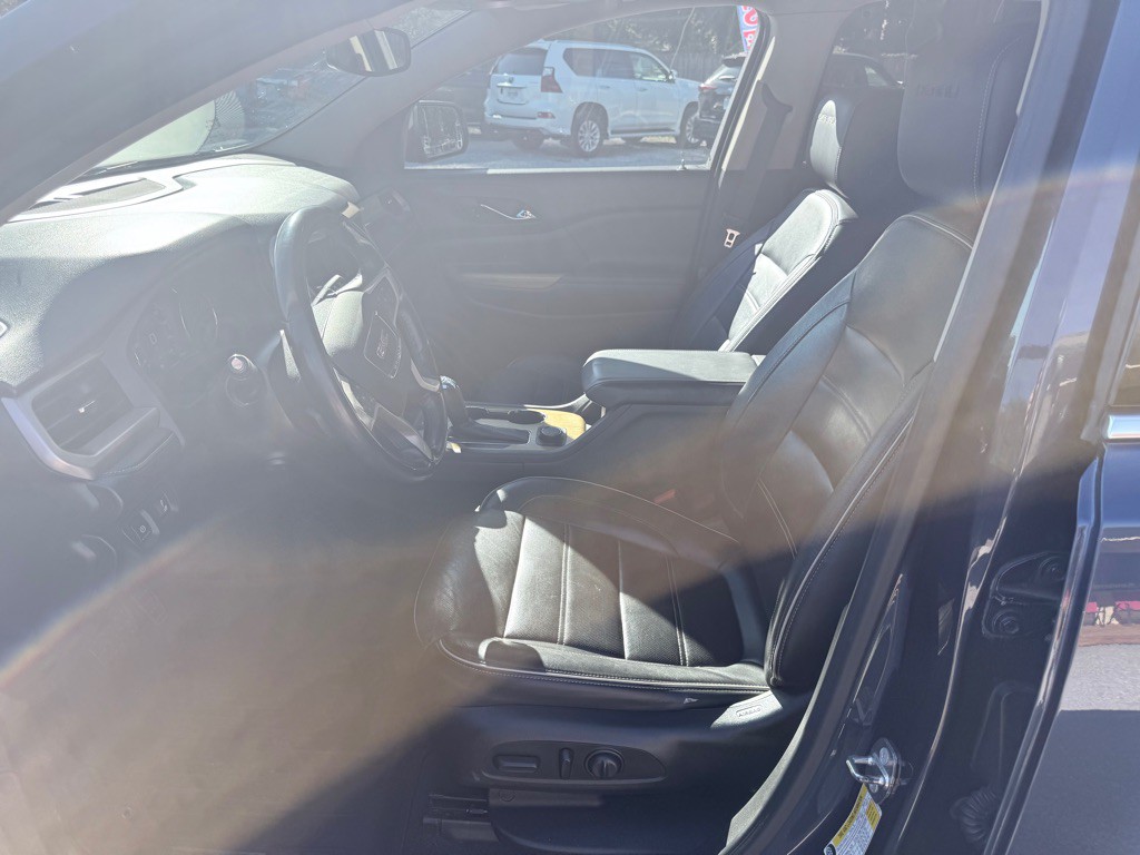 2018 GMC Acadia Image 8
