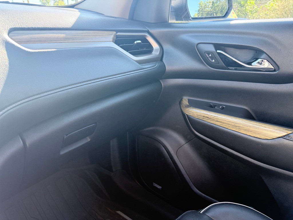 2018 GMC Acadia Image 14