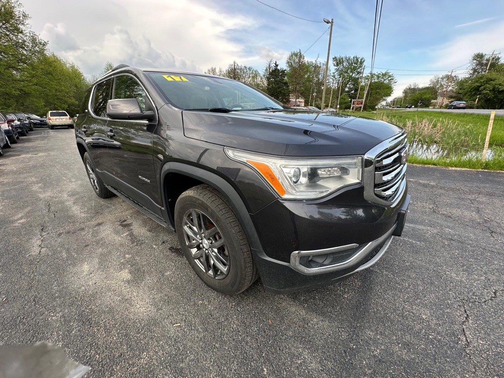 2017 GMC Acadia Image 4