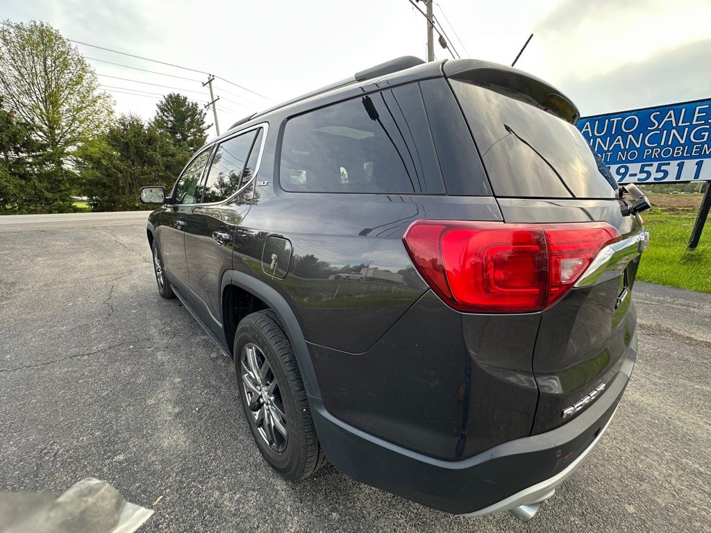 2017 GMC Acadia Image 8