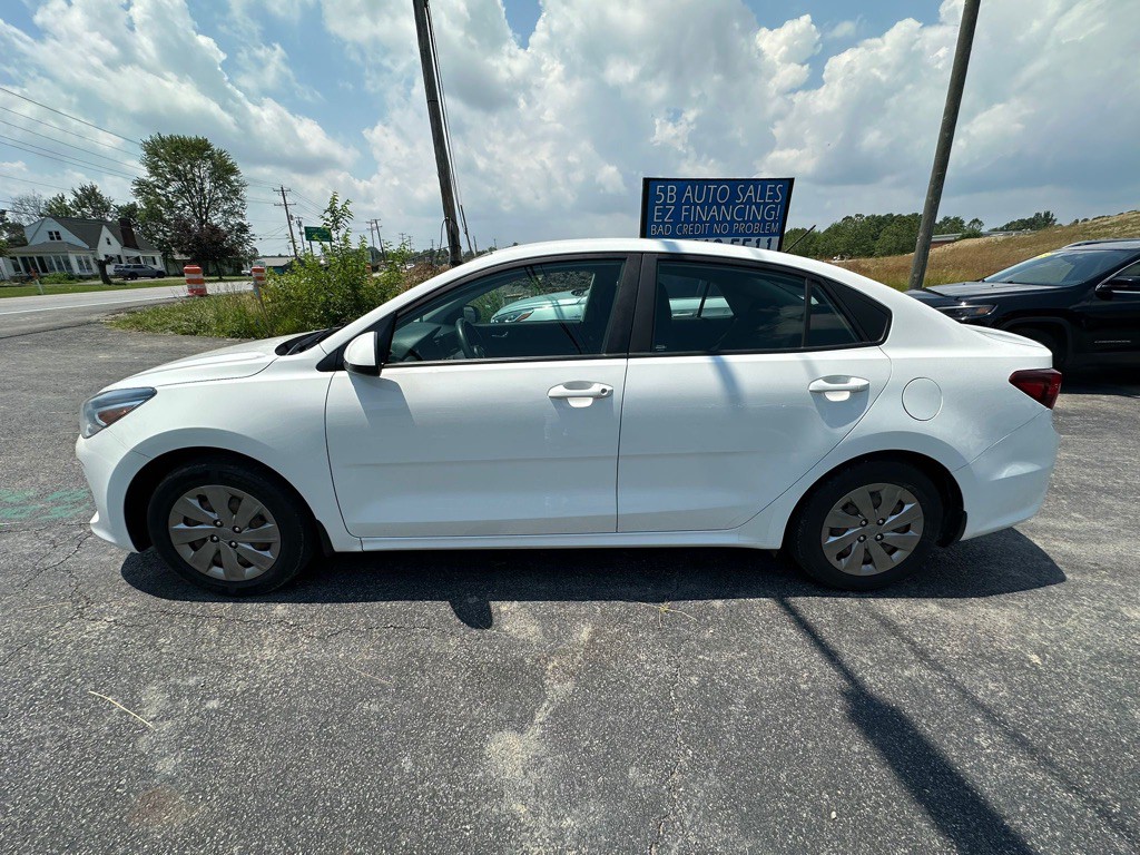 2019 Kia Rio Image 9