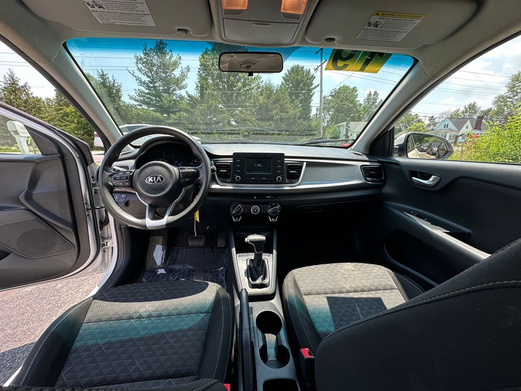 2019 Kia Rio Image 15