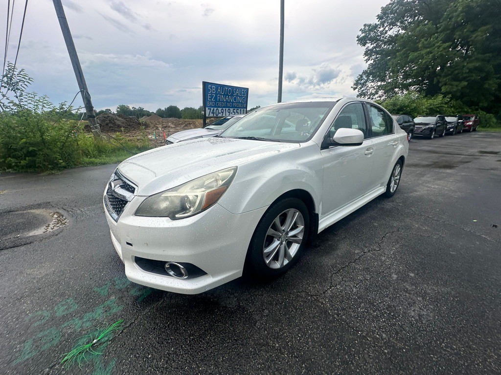 2014 Subaru Legacy Image 2