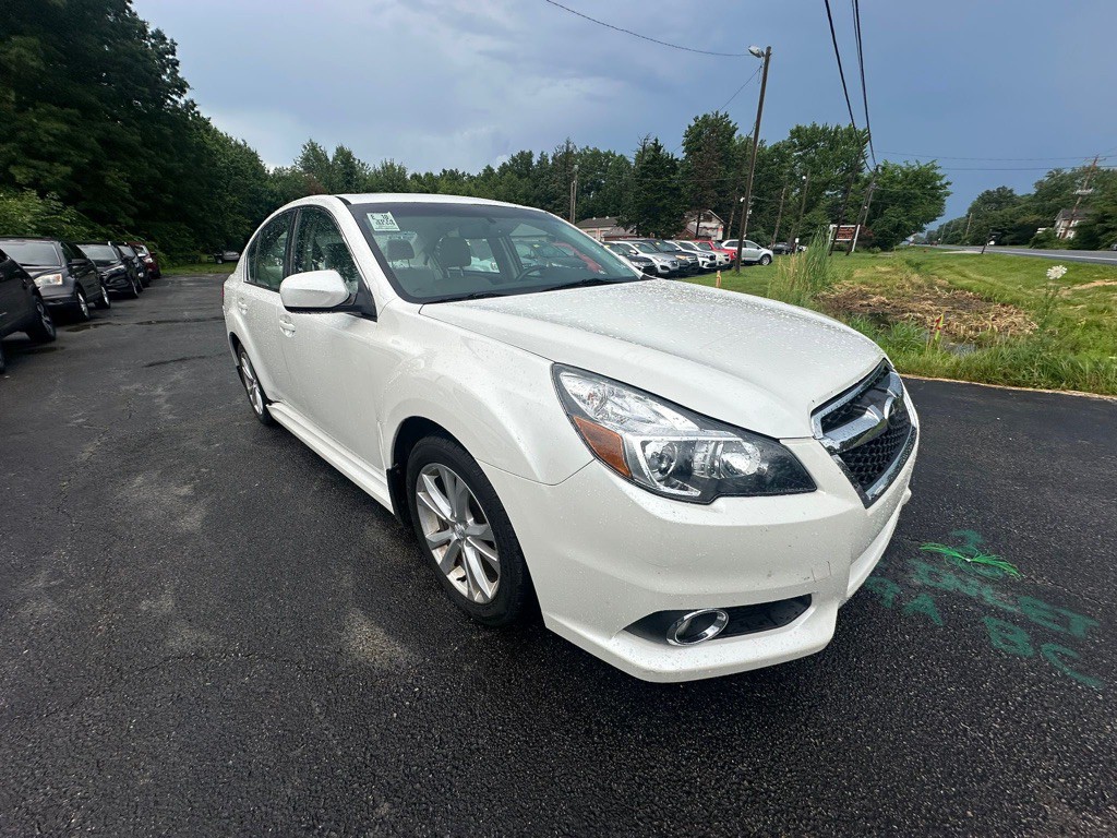 2014 Subaru Legacy Image 4
