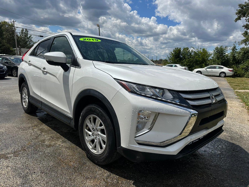 2019 Mitsubishi Eclipse Image 8