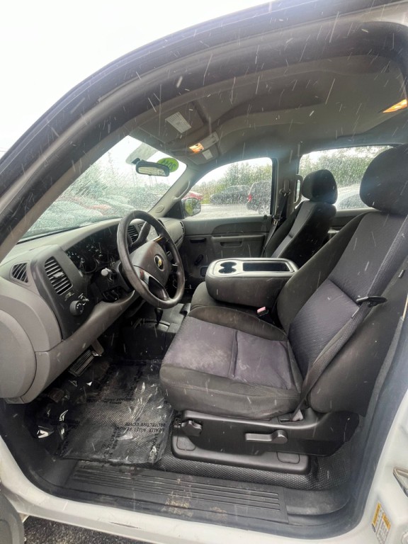 2011 Chevrolet Silverado 1500 Image 12
