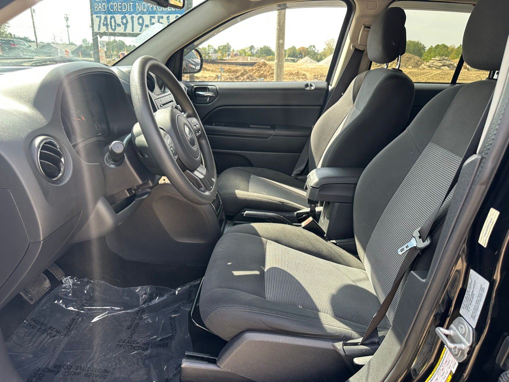 2016 Jeep Compass Image 10