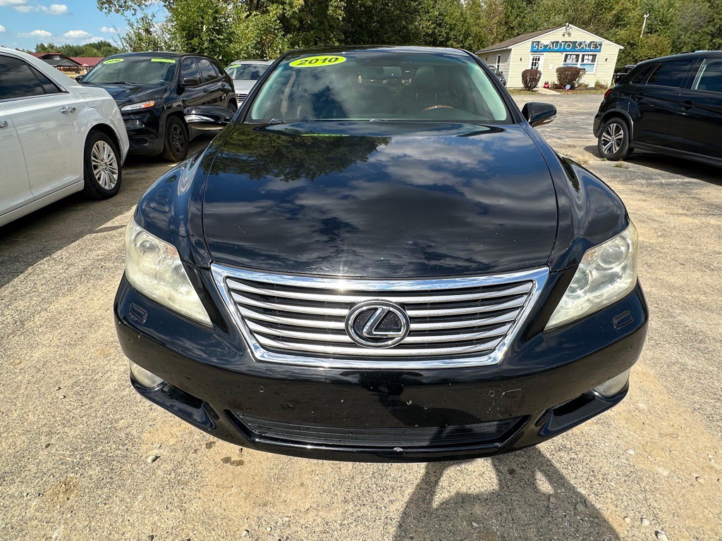 2010 Lexus LS Image 3