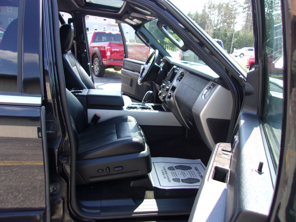 2016 Ford Expedition Image 16