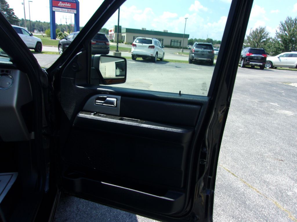 2016 Ford Expedition Image 17