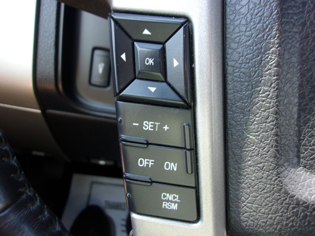 2016 Ford Expedition Image 24