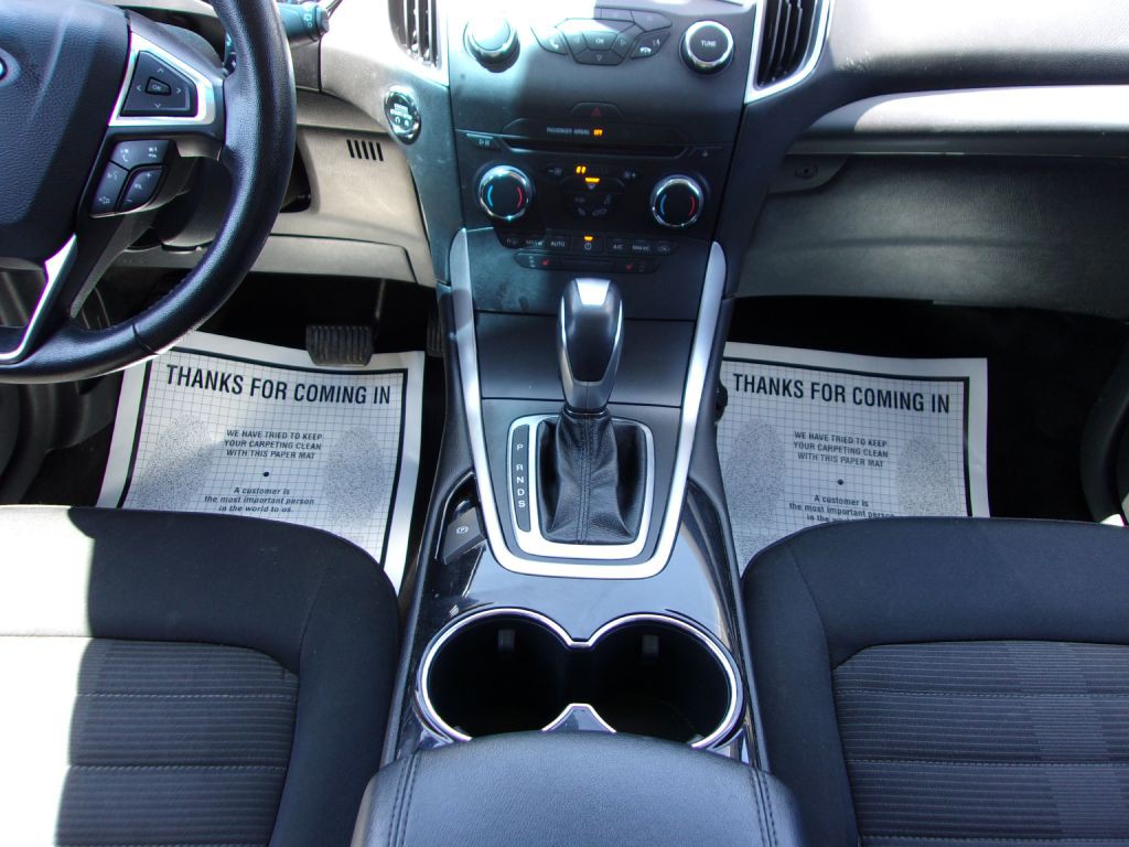 2018 Ford Edge Image 21