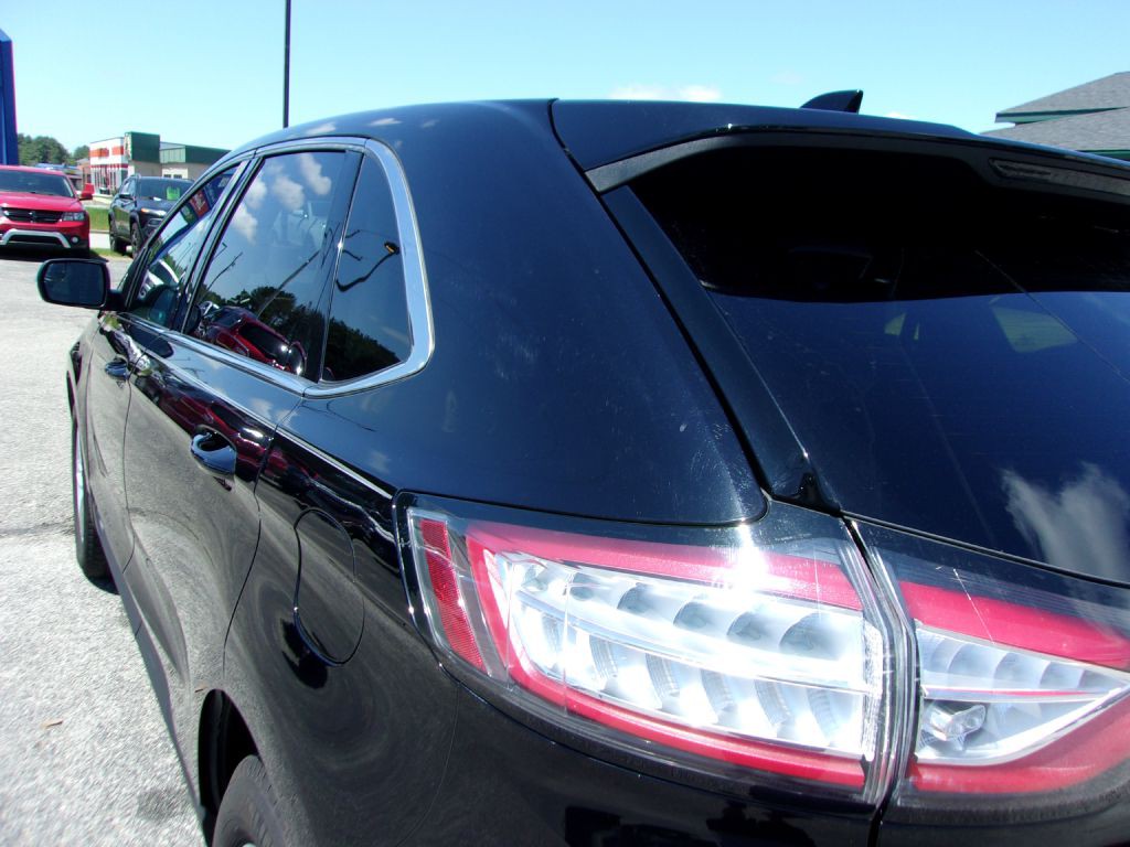 2018 Ford Edge Image 34