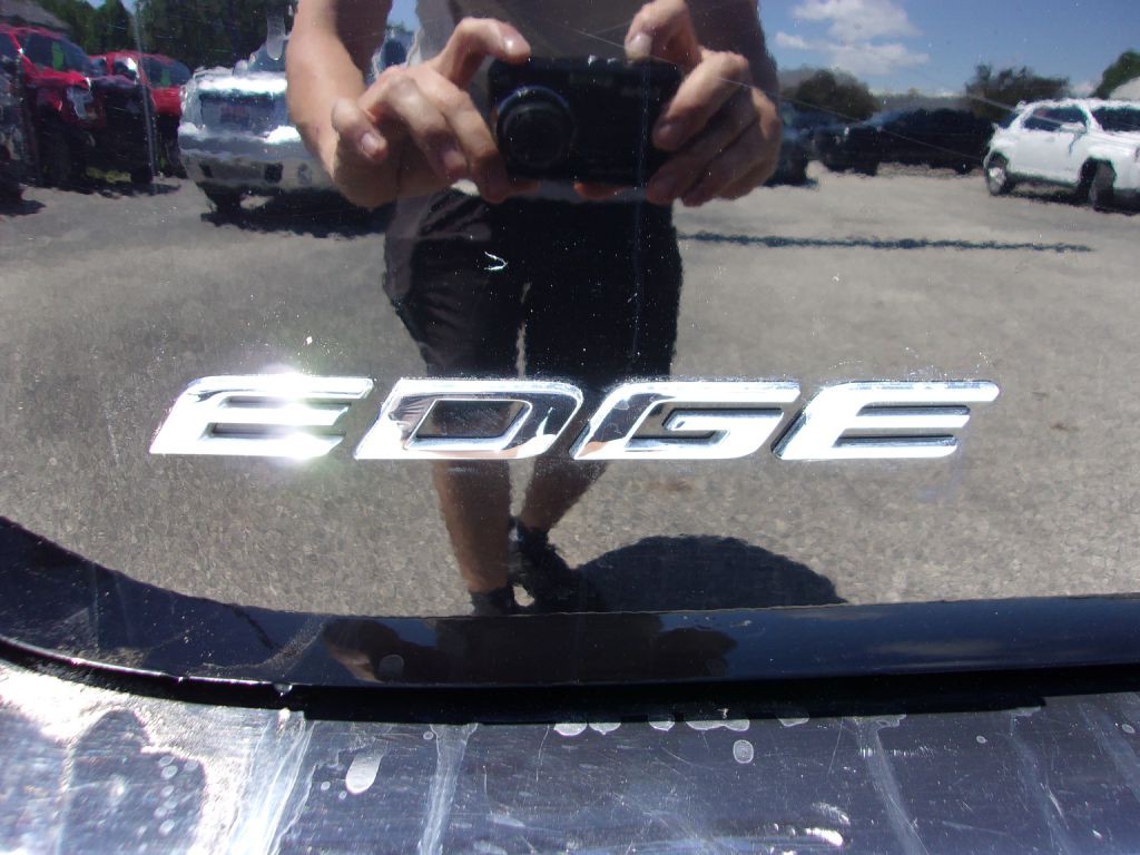 2018 Ford Edge Image 38