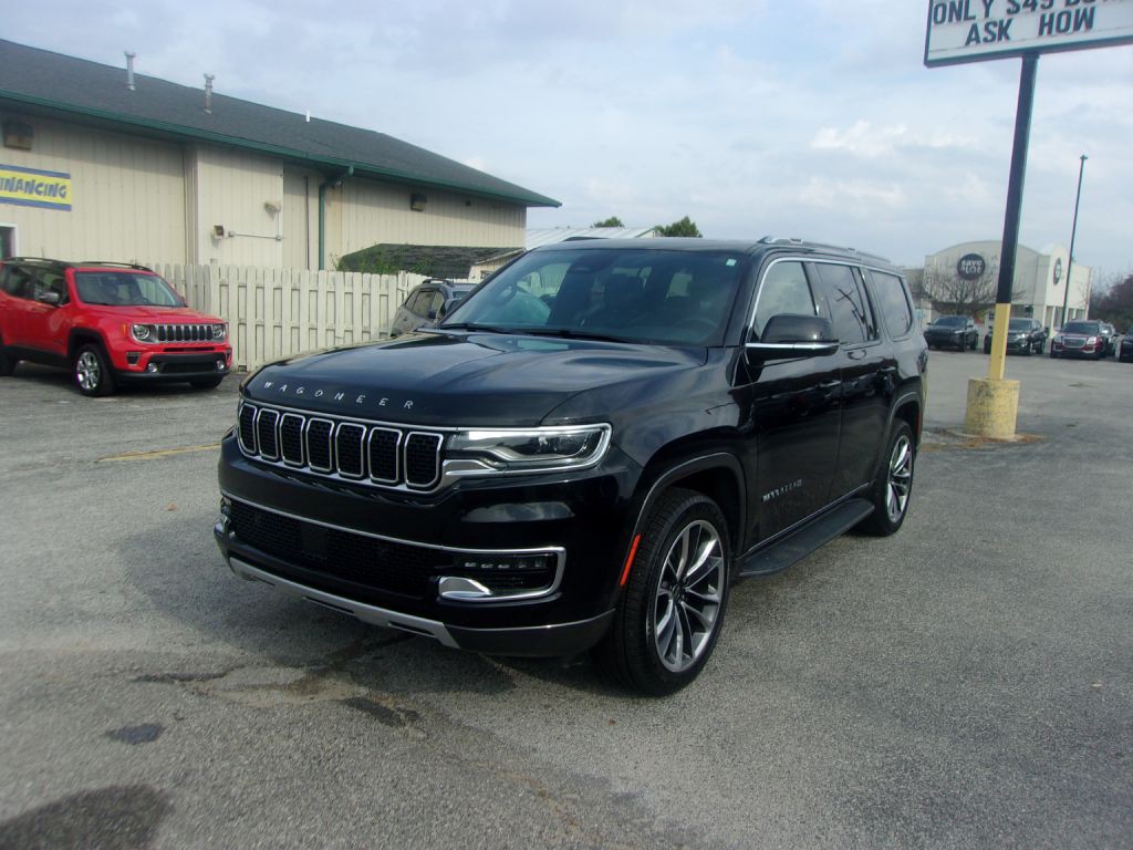 2022 Jeep Wagoneer Image 1