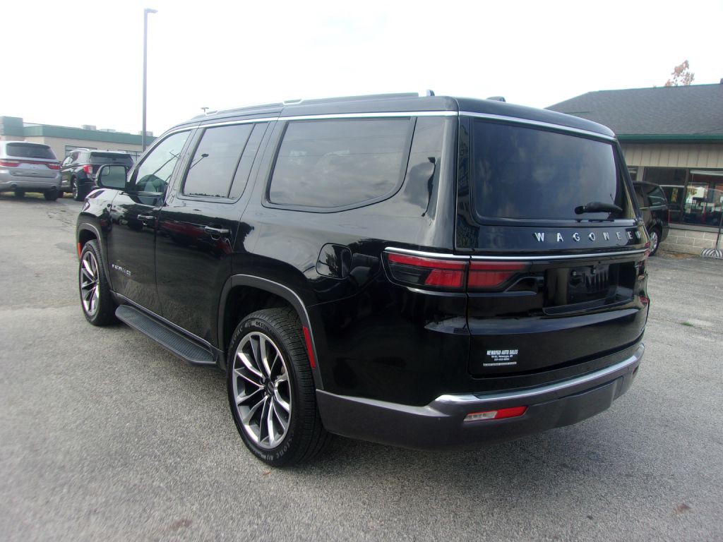 2022 Jeep Wagoneer Image 7