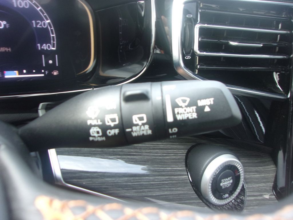 2022 Jeep Wagoneer Image 25