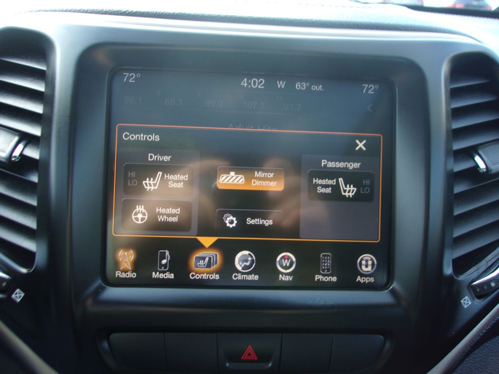 2015 Jeep Cherokee Image 27
