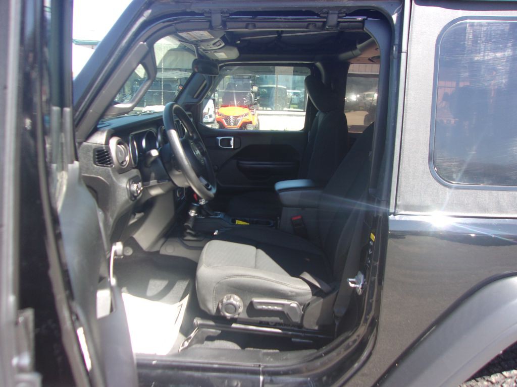 2020 Jeep Wrangler Image 7