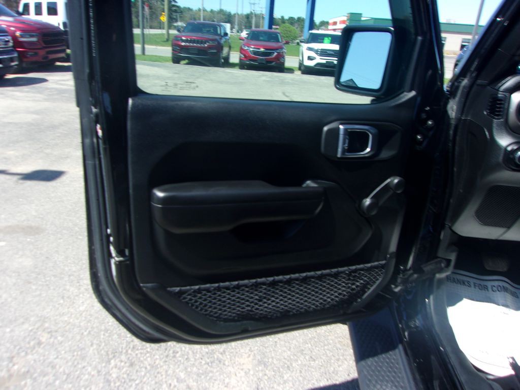 2020 Jeep Wrangler Image 8