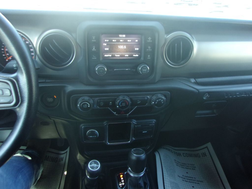 2020 Jeep Wrangler Image 15