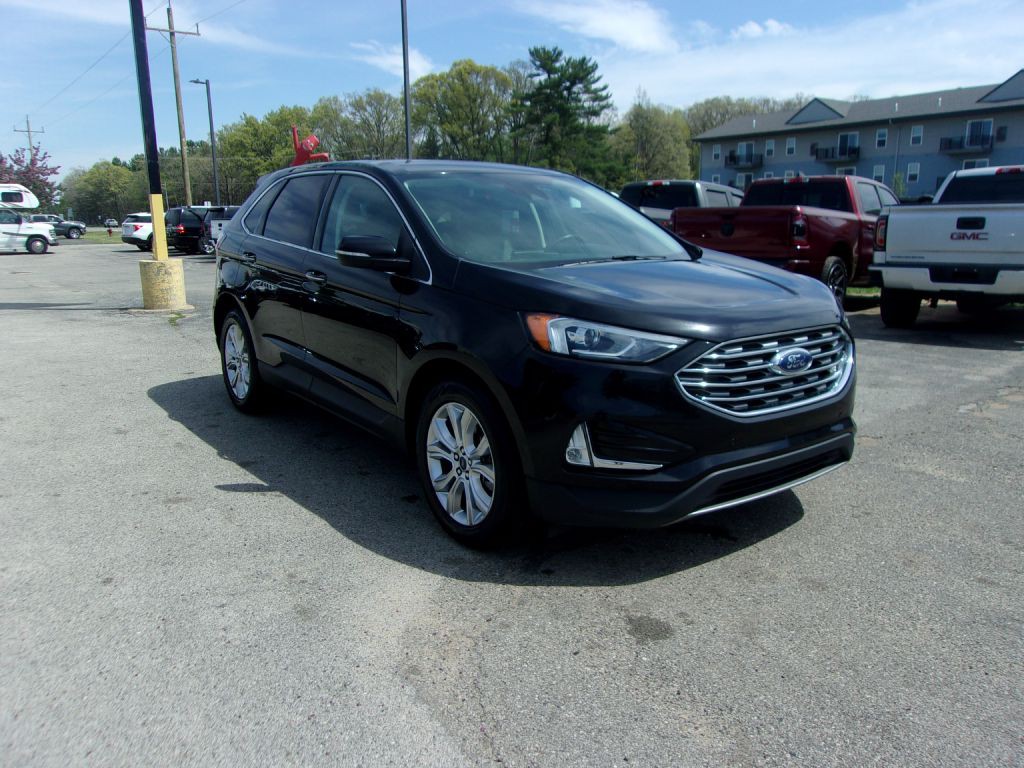 2022 Ford Edge Image 3